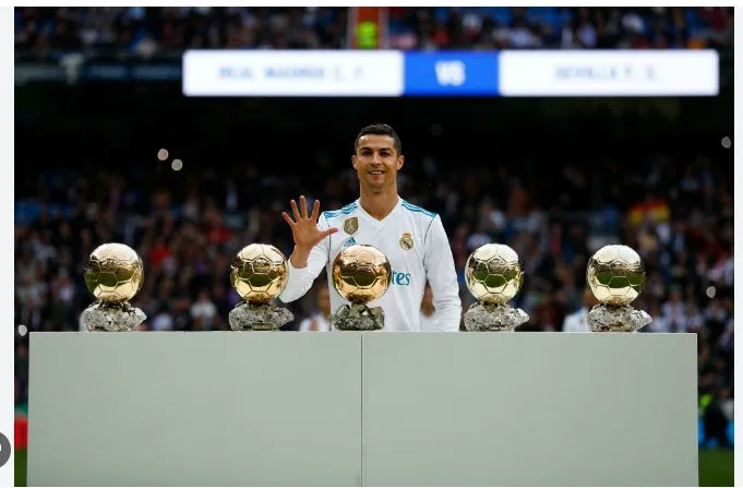 cristiano-ronaldo-la-cau-thu-bong-da-nguoi-nuoc-nao-a-a-1111