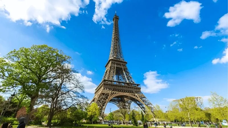 thap eiffel o dau